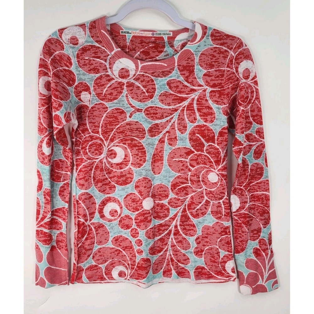 Before+Again Top Women's XS Blue & red floral Long Sleeve Stretch Fitted Thermal